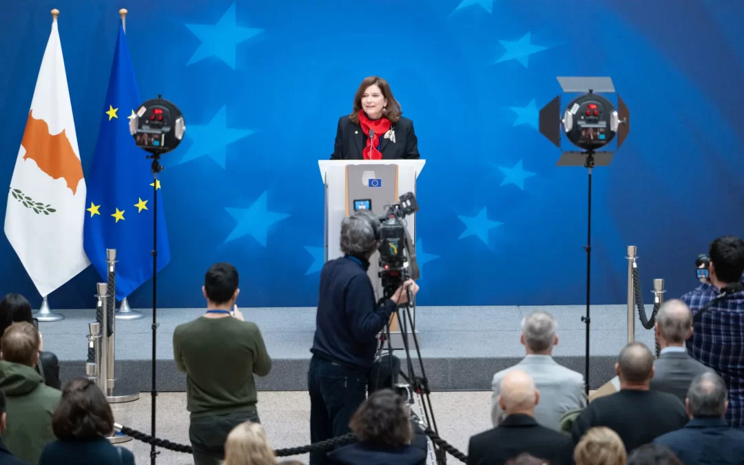 The artistic intervention “WEATHER” inaugurated at the Justus Lipsius and Europa buildings of the Council of the EU